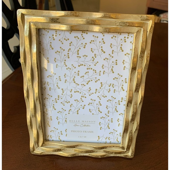 Belle Maison Gold Design 5 x 7 Frame - Picture 1 of 2